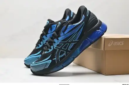 Asics Gel-Quantum 360 Sneakers